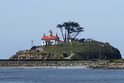 Danger, Intrigue, History and Epic Views – Put a Lighthouse Stay on your Bucket List